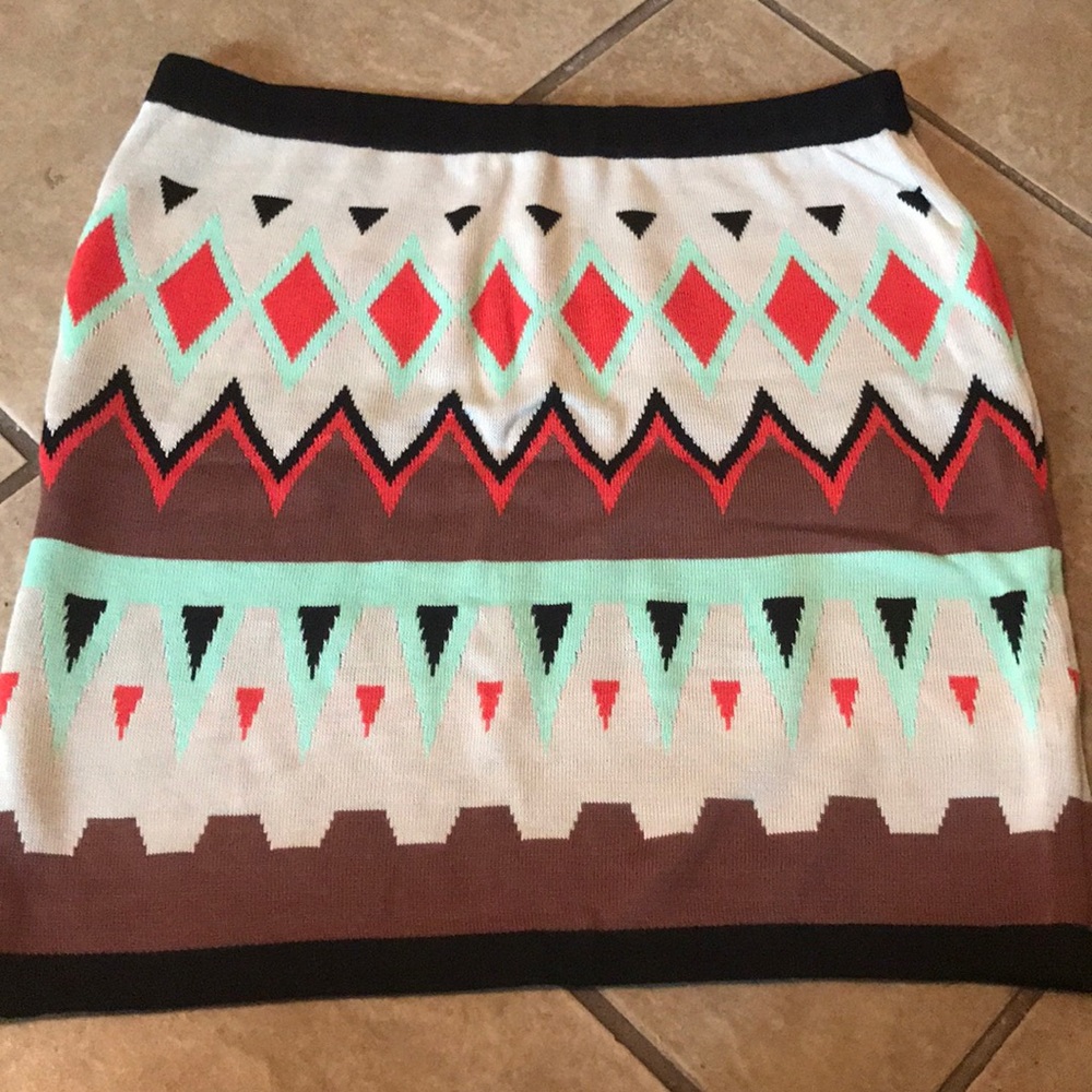 GB mini skirt
